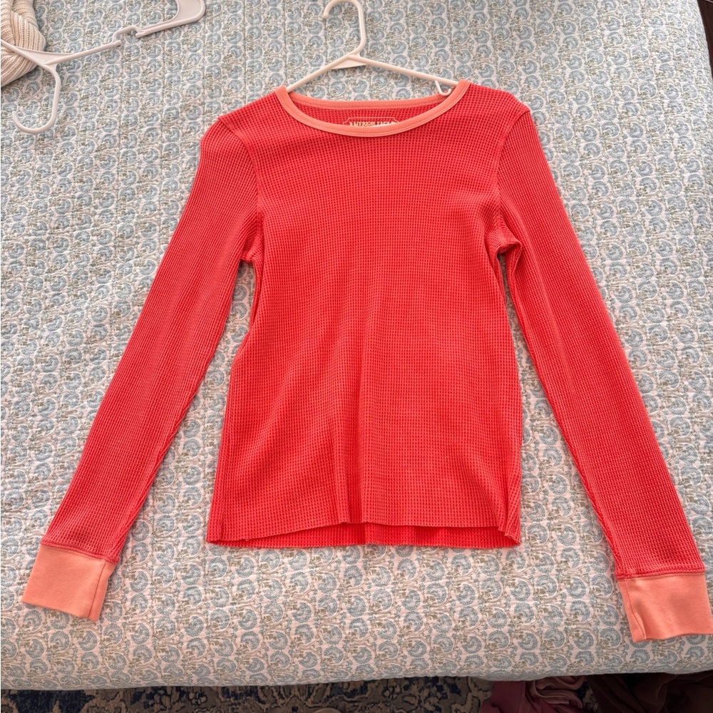 American Eagle Outfitters Coral Long Sleeve Tee